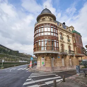 https://apartamento-exclusivo-bilbao-con-parking.sansebastianhotels.net