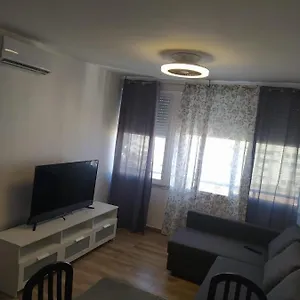 https://centro-torremolinos-apartamento.hotelsinnerja.org
